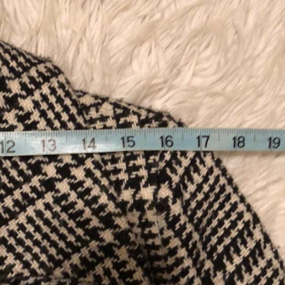 🖤 Herringbone Houndstooth Coat 🖤 - Picture 4 of 12